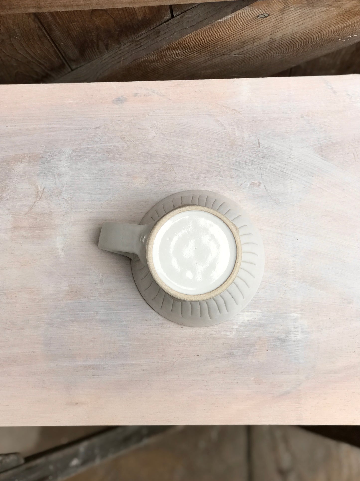 Large Mug with incised lines